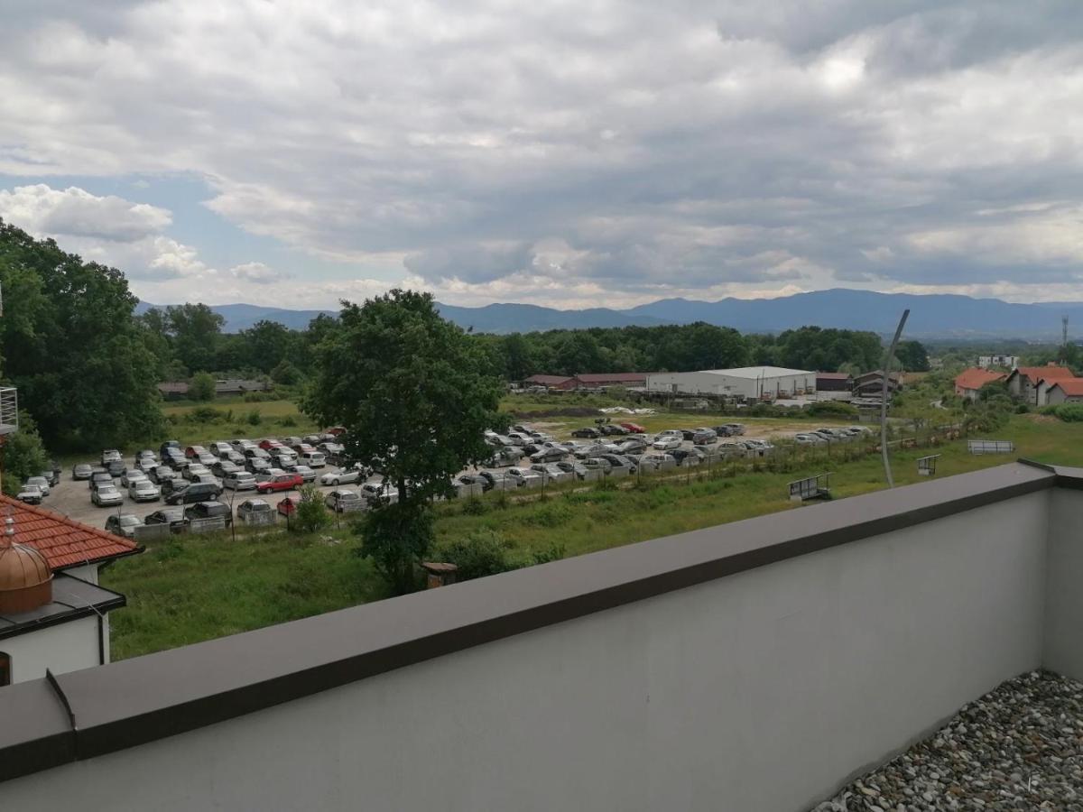 Apartmani Imamovic Dubrave Gornje Extérieur photo