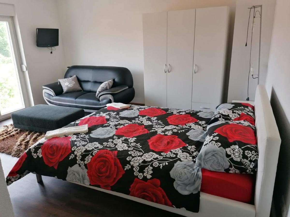 Apartmani Imamovic Dubrave Gornje Extérieur photo